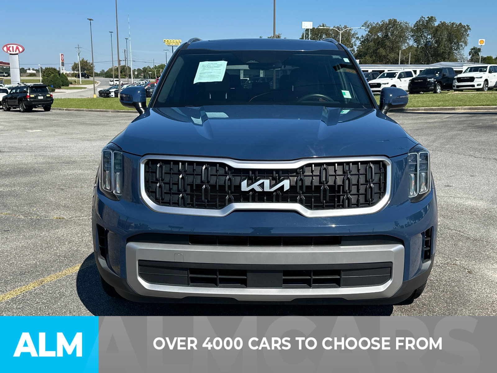Used 2023 Kia Telluride EX FWD image 2