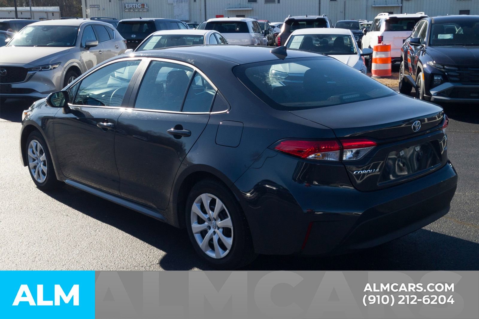 Used 2025 Toyota Corolla LE image 9