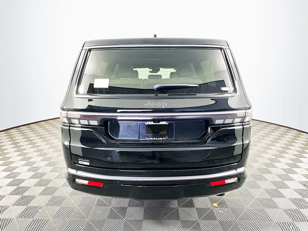 New 2026 Jeep Grand Wagoneer L Limited w/ Premium Group II AWD/4WD image 9