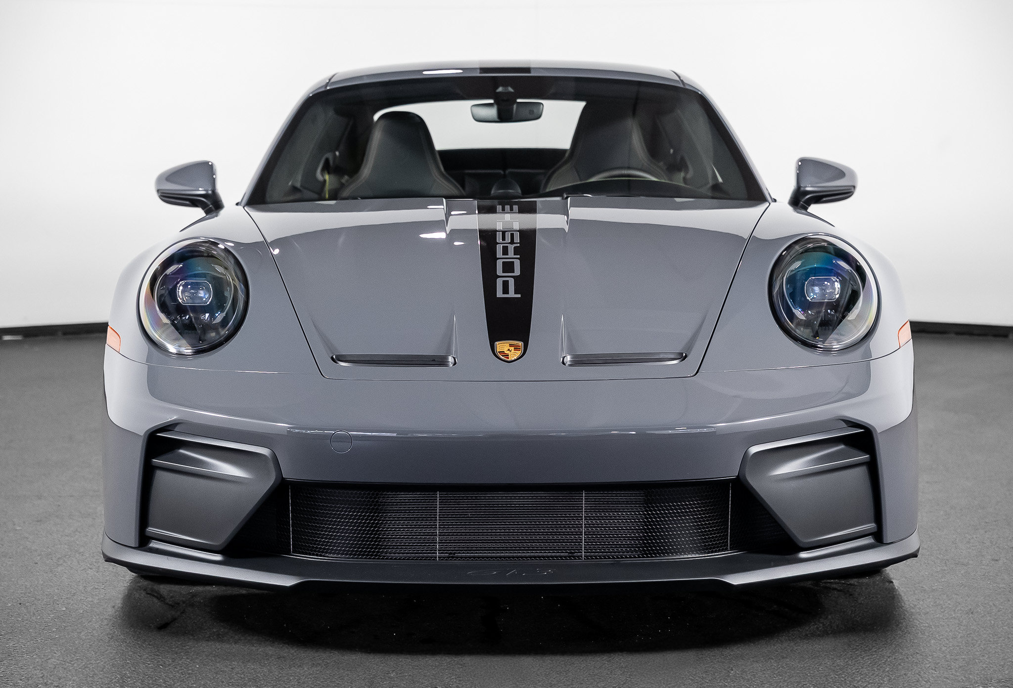 Used 2025 Porsche 911 GT3 RWD image 4