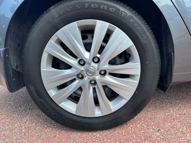 Used 2025 Nissan Sentra S image 29