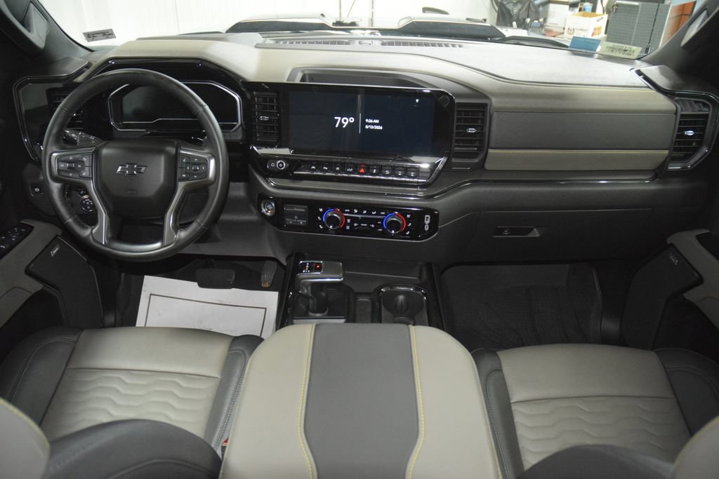 Used 2025 Chevrolet Silverado 1500 ZR2 w/ Technology Package AWD/4WD image 33