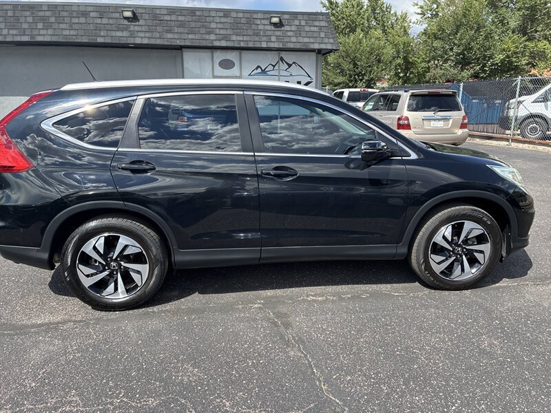 Used 2016 Honda CR-V Touring image 9