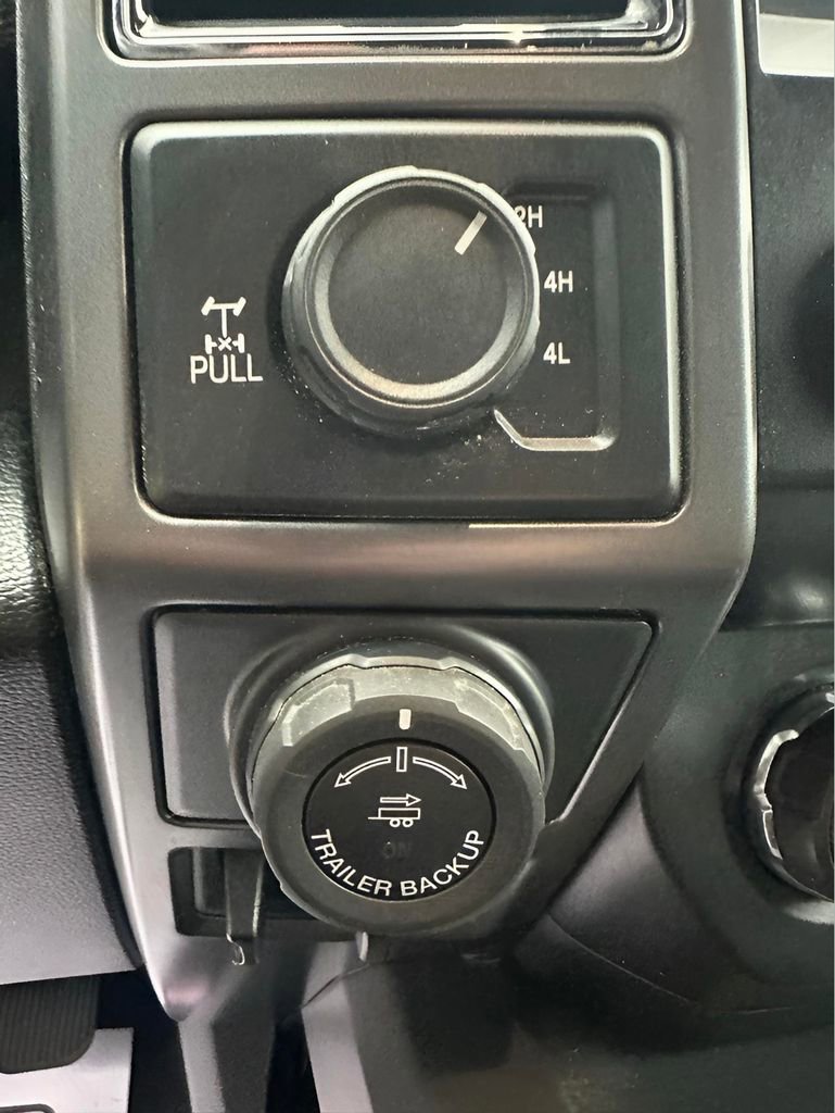 Used 2019 Ford F150 XLT w/ Equipment Group 302A Luxury image 22