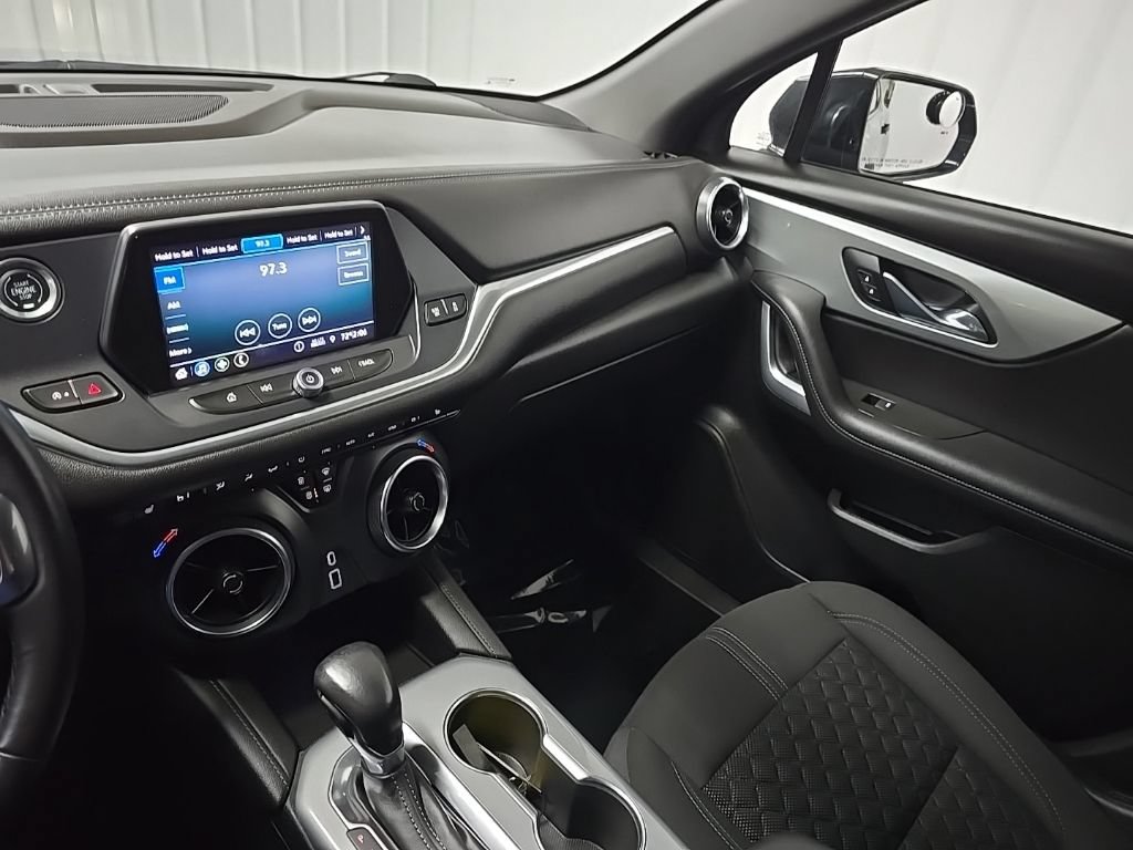 Used 2020 Chevrolet Blazer LT AWD/4WD image 25