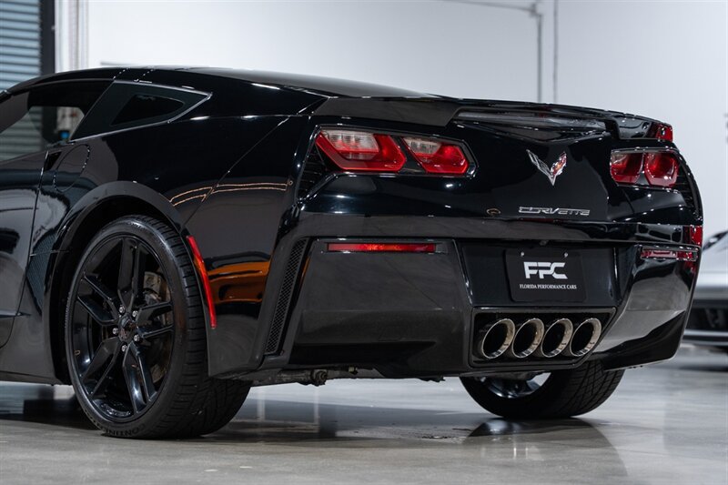 Used 2017 Chevrolet Corvette Stingray Coupe w/ Z51 1LT w/ Battery Protection Package RWD image 14