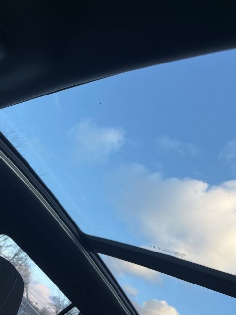 Used 2025 Chevrolet Equinox LT image 12