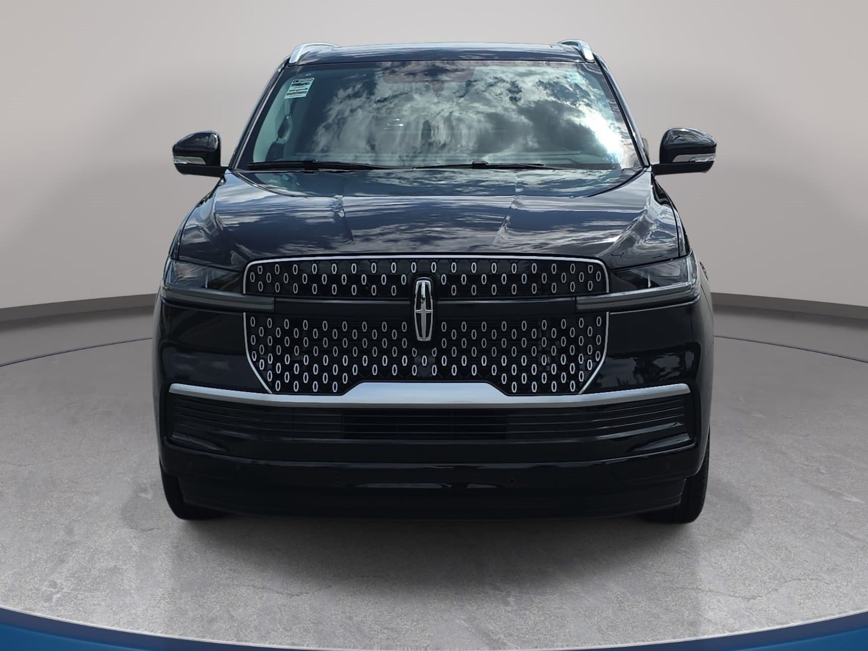 New 2027 Lincoln Navigator Reserve AWD/4WD image 2