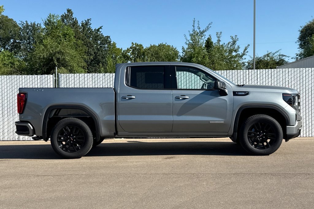 New 2026 GMC Sierra 1500 Elevation image 3