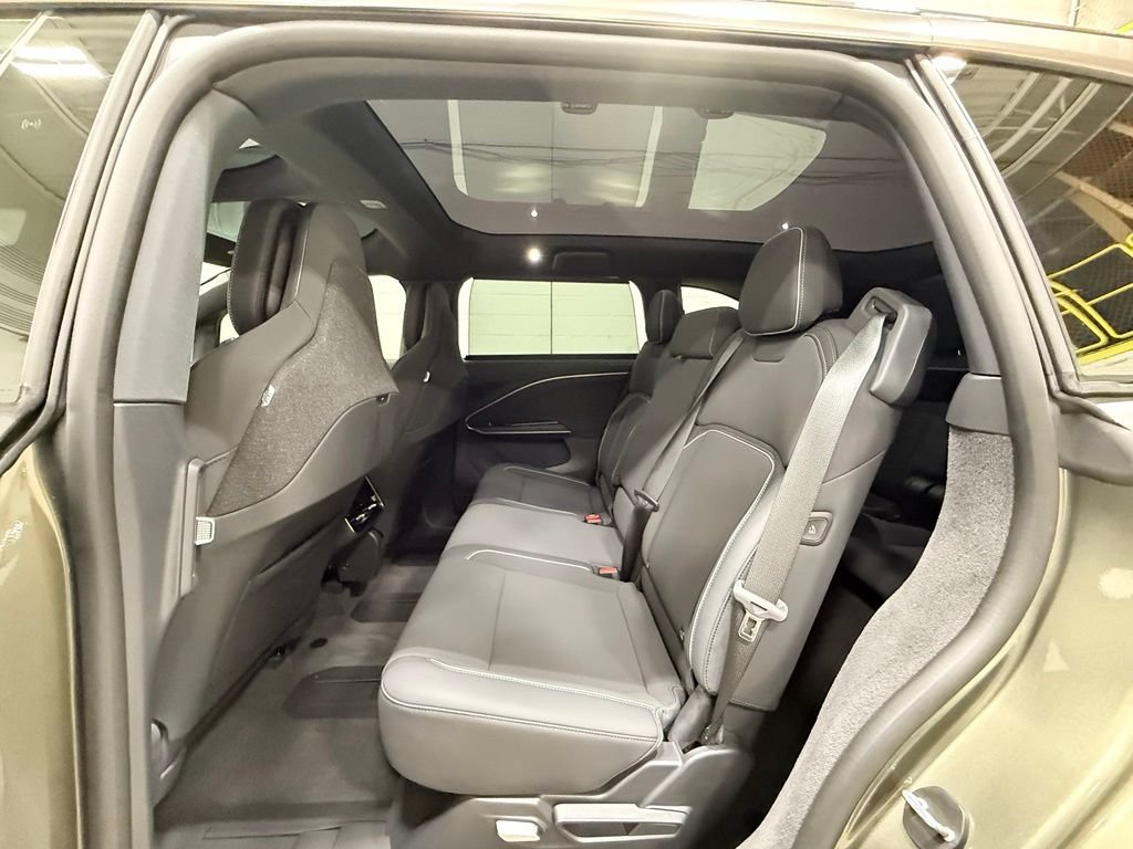 Used 2026 Lucid Gravity Grand Touring AWD/4WD image 43