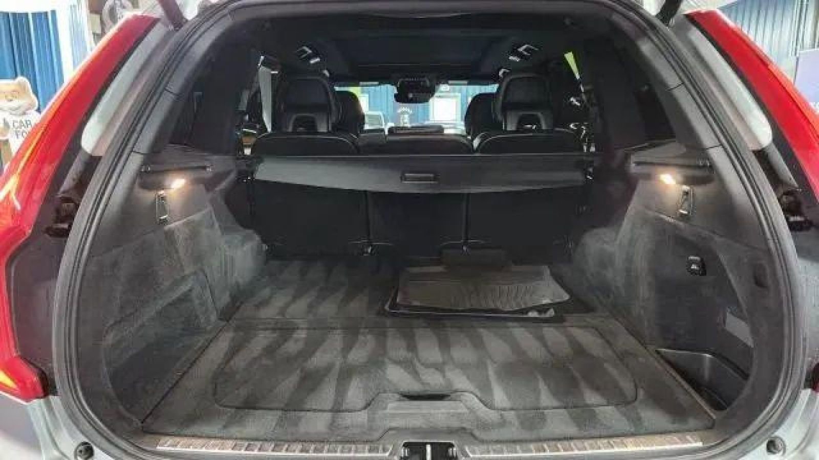 Used 2018 Volvo XC90 T5 Momentum w/ Convenience Package AWD/4WD image 53