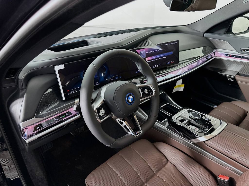 New 2026 BMW 750e xDrive w/ Executive Package image 9