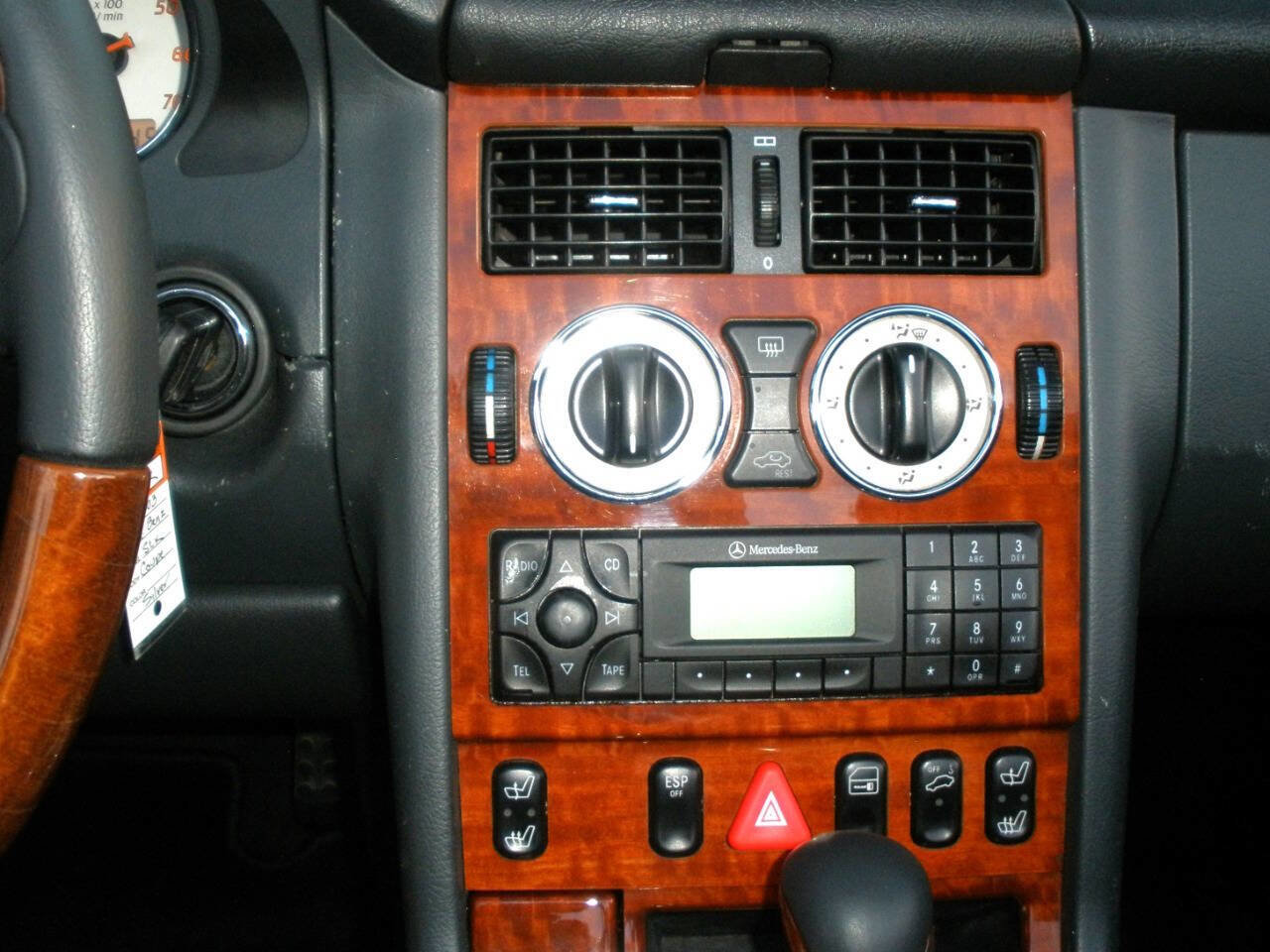 Used 2003 Mercedes-Benz SLK 320 image 32