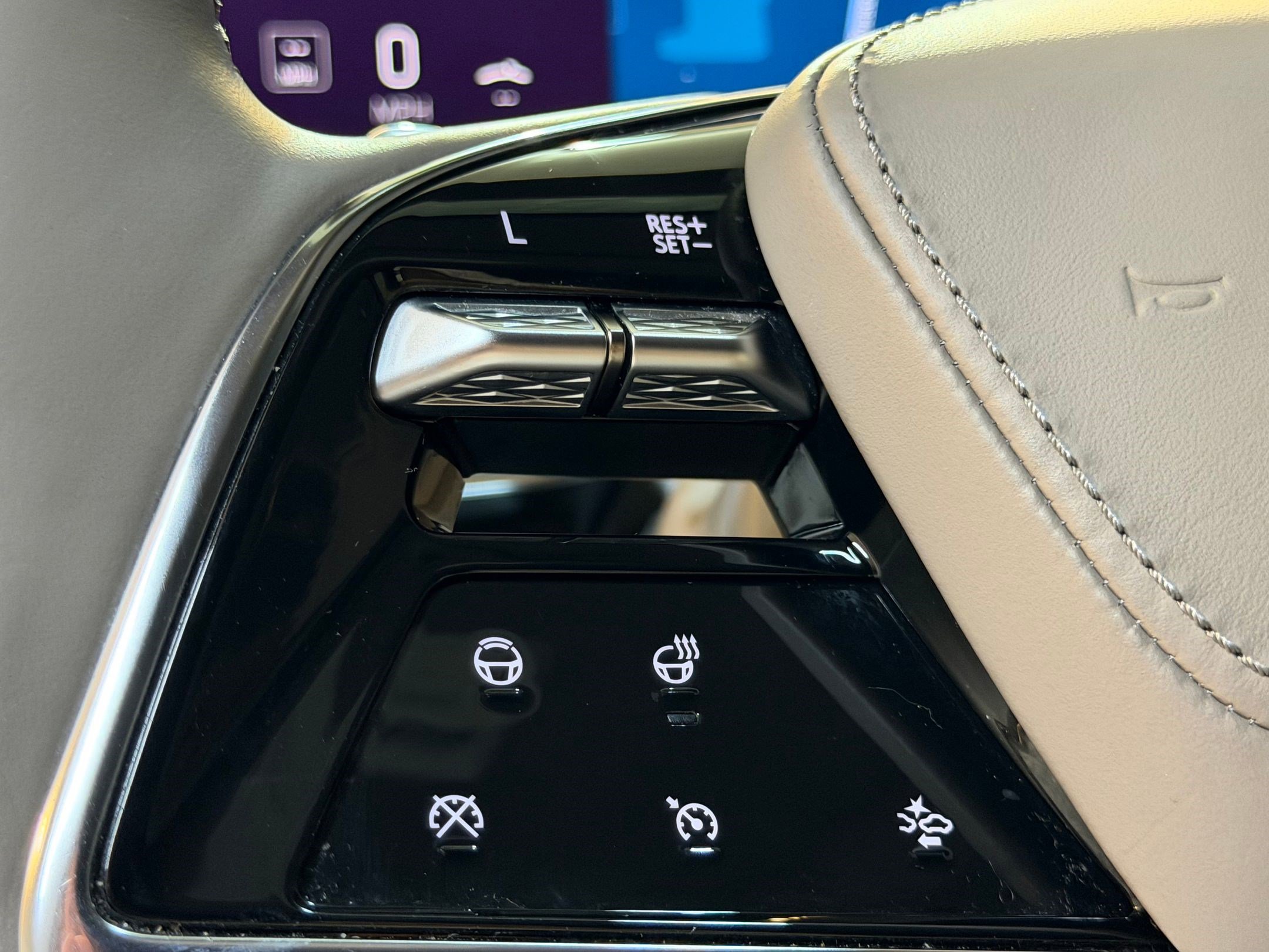 Certified 2025 Cadillac Escalade Sport Platinum image 16