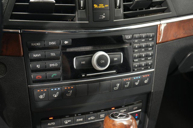 Used 2011 Mercedes-Benz E 350 Cabriolet image 37