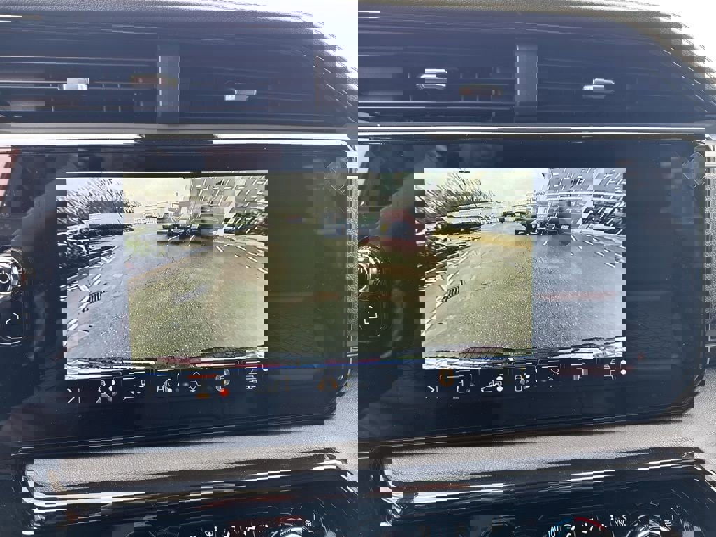 New 2026 GMC Sierra 2500 AT4 image 19