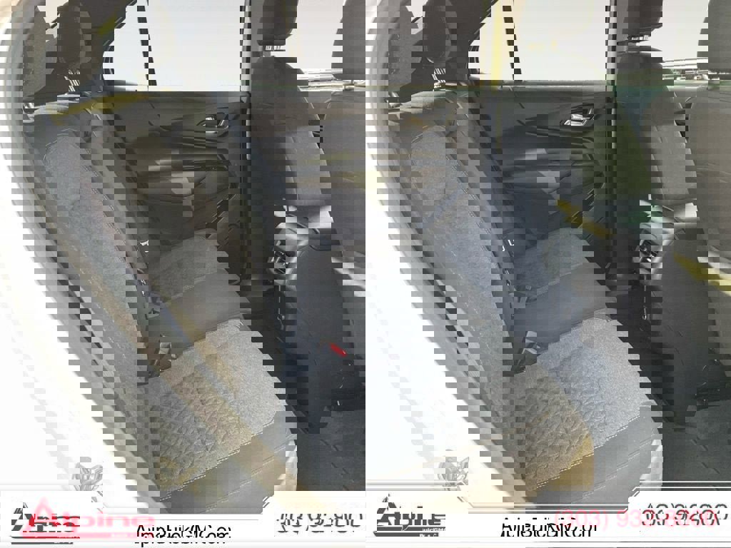 Used 2024 Chevrolet Equinox LT image 13