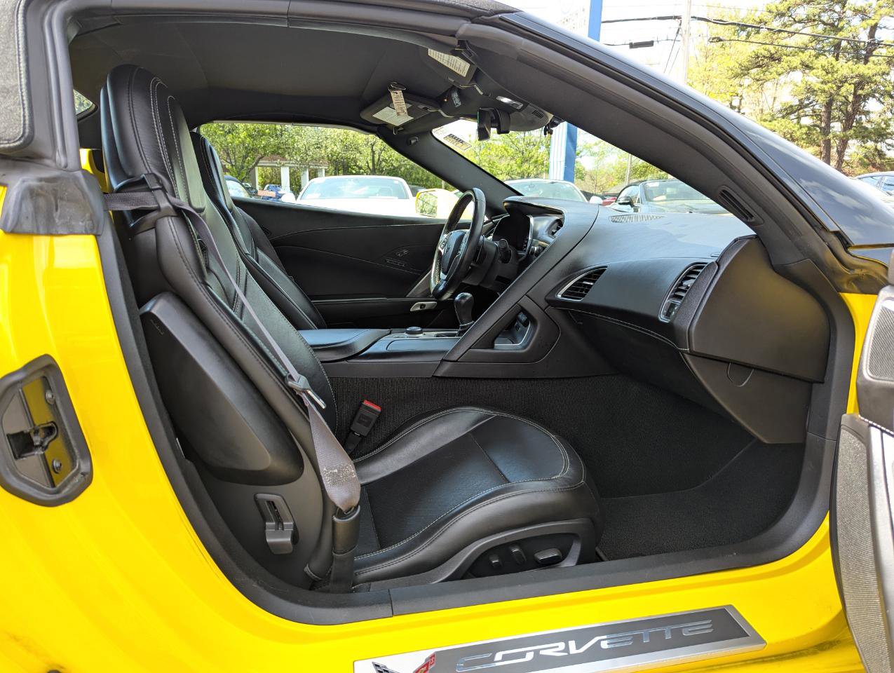 Used 2015 Chevrolet Corvette Stingray Convertible w/ 2LT Preferred Equipment Group RWD image 32