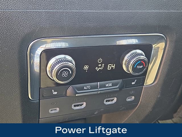 Used 2023 GMC Yukon XL Denali w/ LPO, Floor Liner Package AWD/4WD image 22