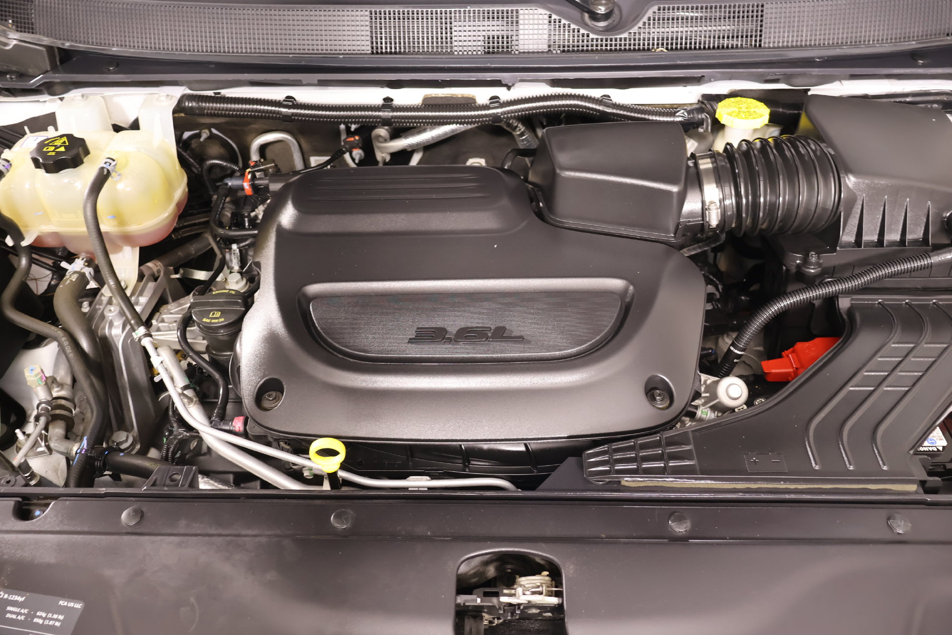 Used 2023 Chrysler Pacifica Touring-L FWD image 20