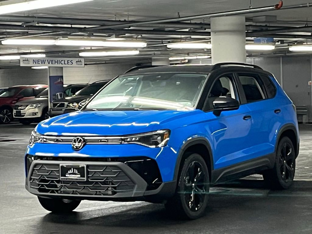 New 2026 Volkswagen Taos SE AWD/4WD image 3