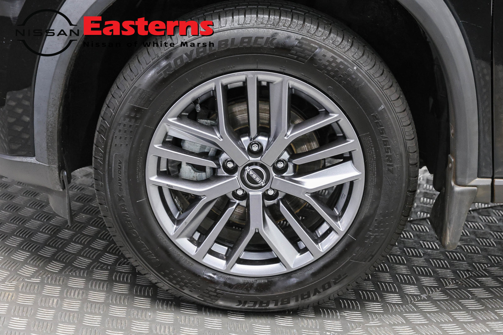 Used 2023 Nissan Rogue S AWD/4WD image 32