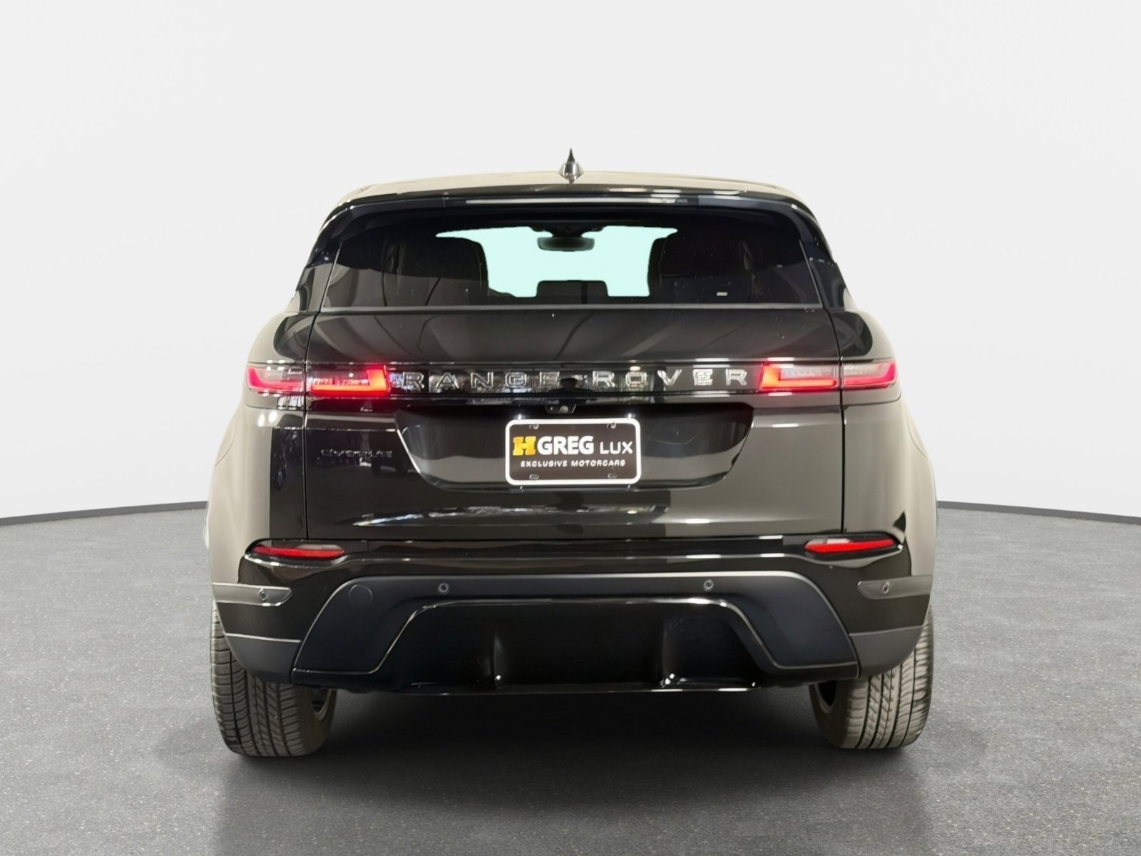 Used 2026 Land Rover Range Rover Evoque S image 4