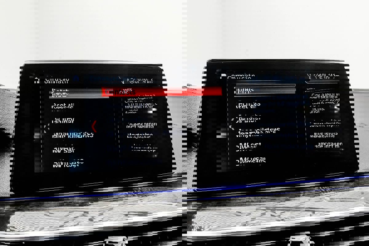 Used 2018 BMW M550i xDrive image 25