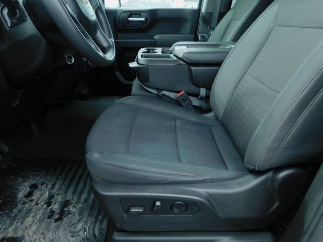 Used 2024 Chevrolet Silverado 1500 Custom w/ Turbomax Blackout Package image 23