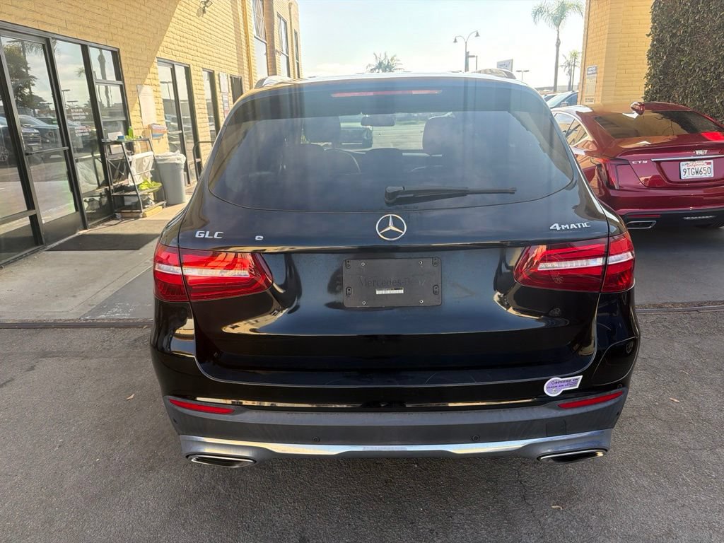 Used 2019 Mercedes-Benz GLC 350e 4MATIC image 5