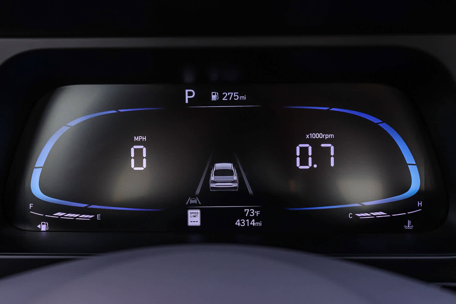 Used 2025 Hyundai Elantra Sport image 26