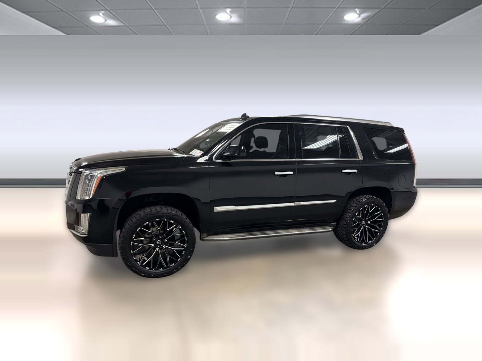 Used 2015 Cadillac Escalade Luxury image 22