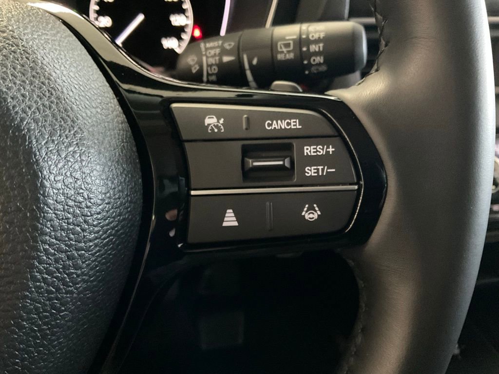 Used 2025 Honda Pilot EX-L image 14