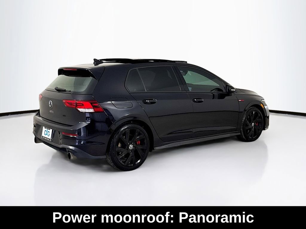 Used 2022 Volkswagen GTI SE FWD image 7