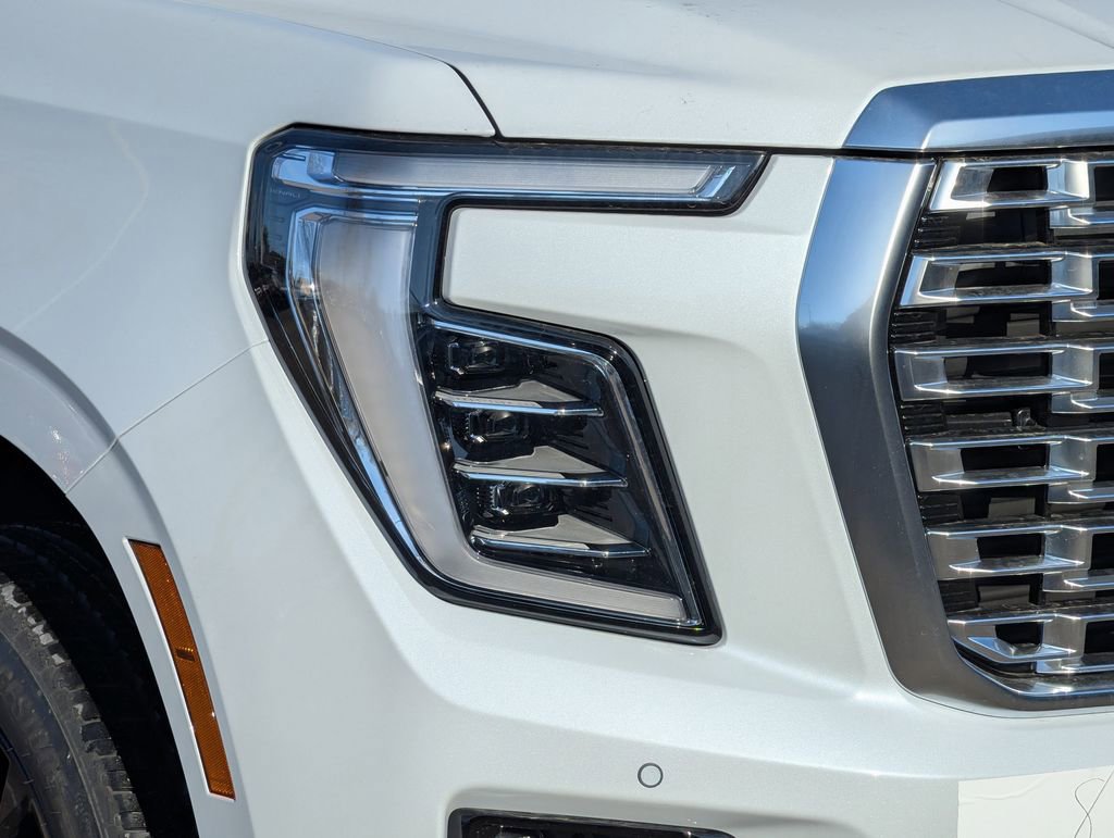 New 2026 GMC Yukon XL Denali w/ Sun & Power Step Package image 16