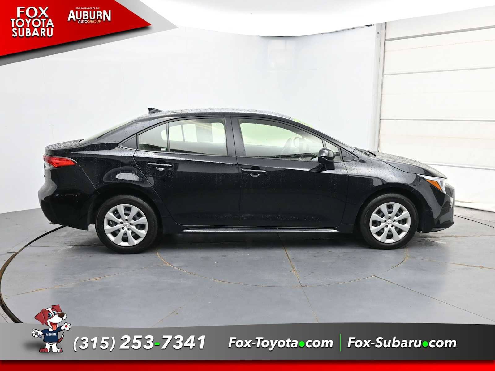 Used 2023 Toyota Corolla LE FWD image 18