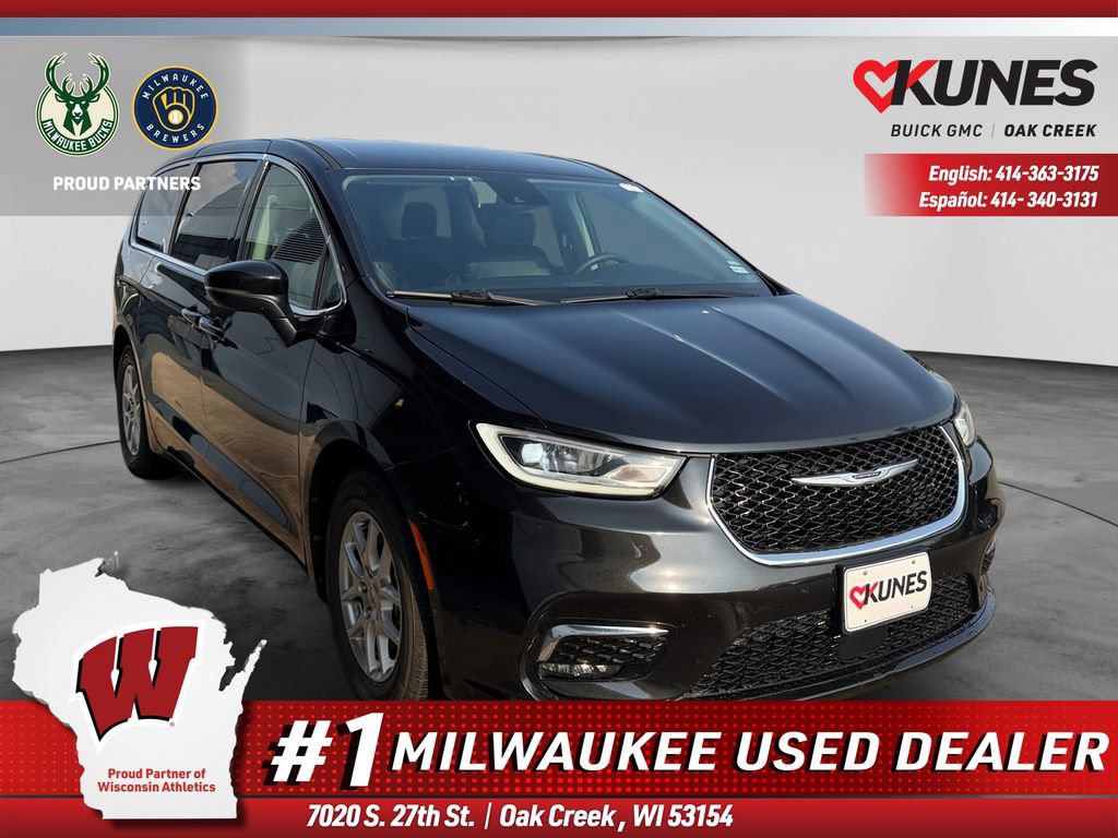Used 2023 Chrysler Pacifica Touring-L FWD video 1