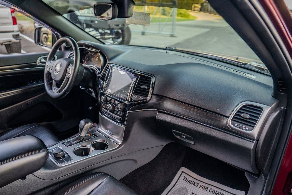 Used 2019 Jeep Grand Cherokee Limited AWD/4WD image 22