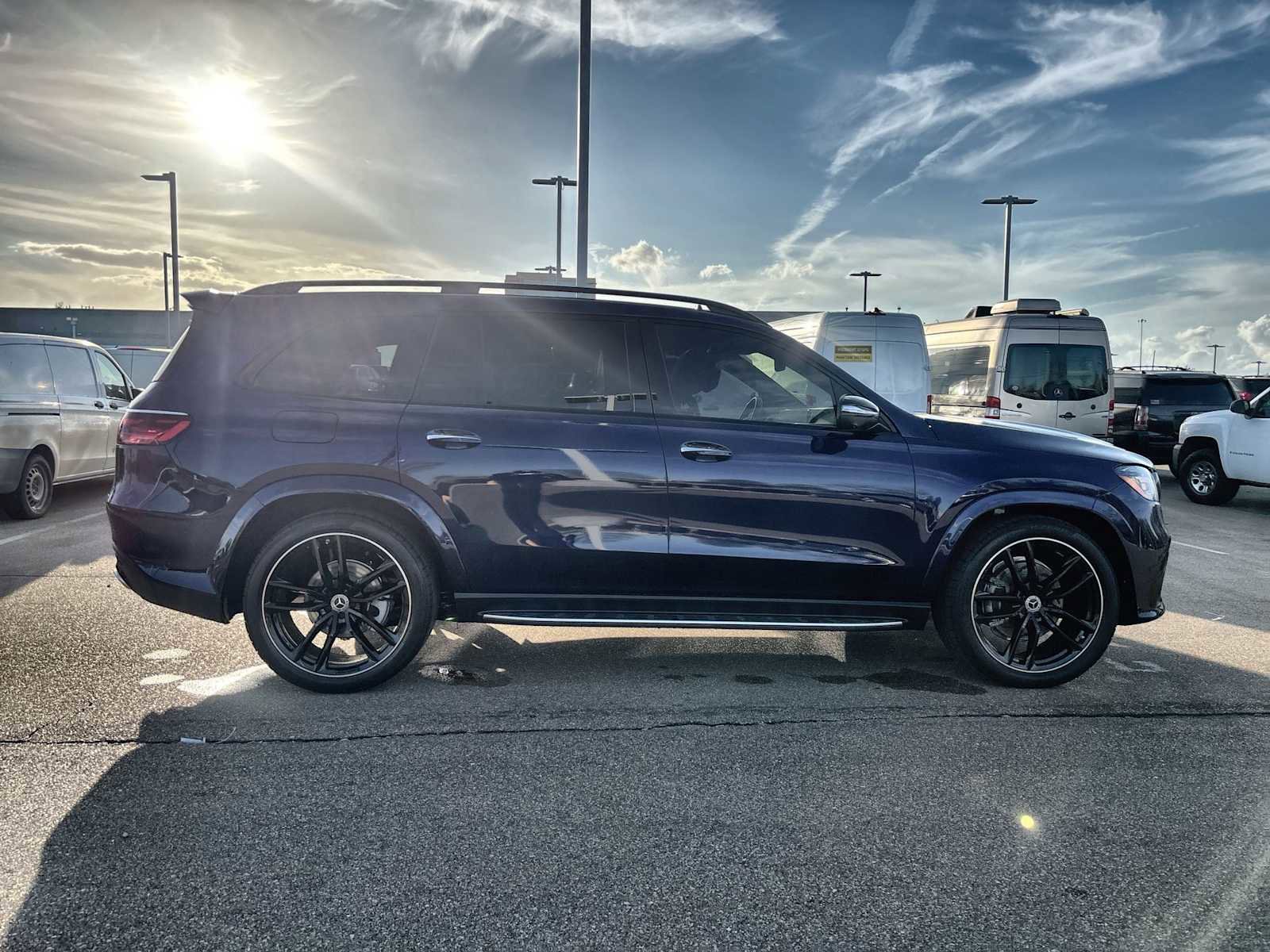 New 2026 Mercedes-Benz GLS 580 4MATIC image 10