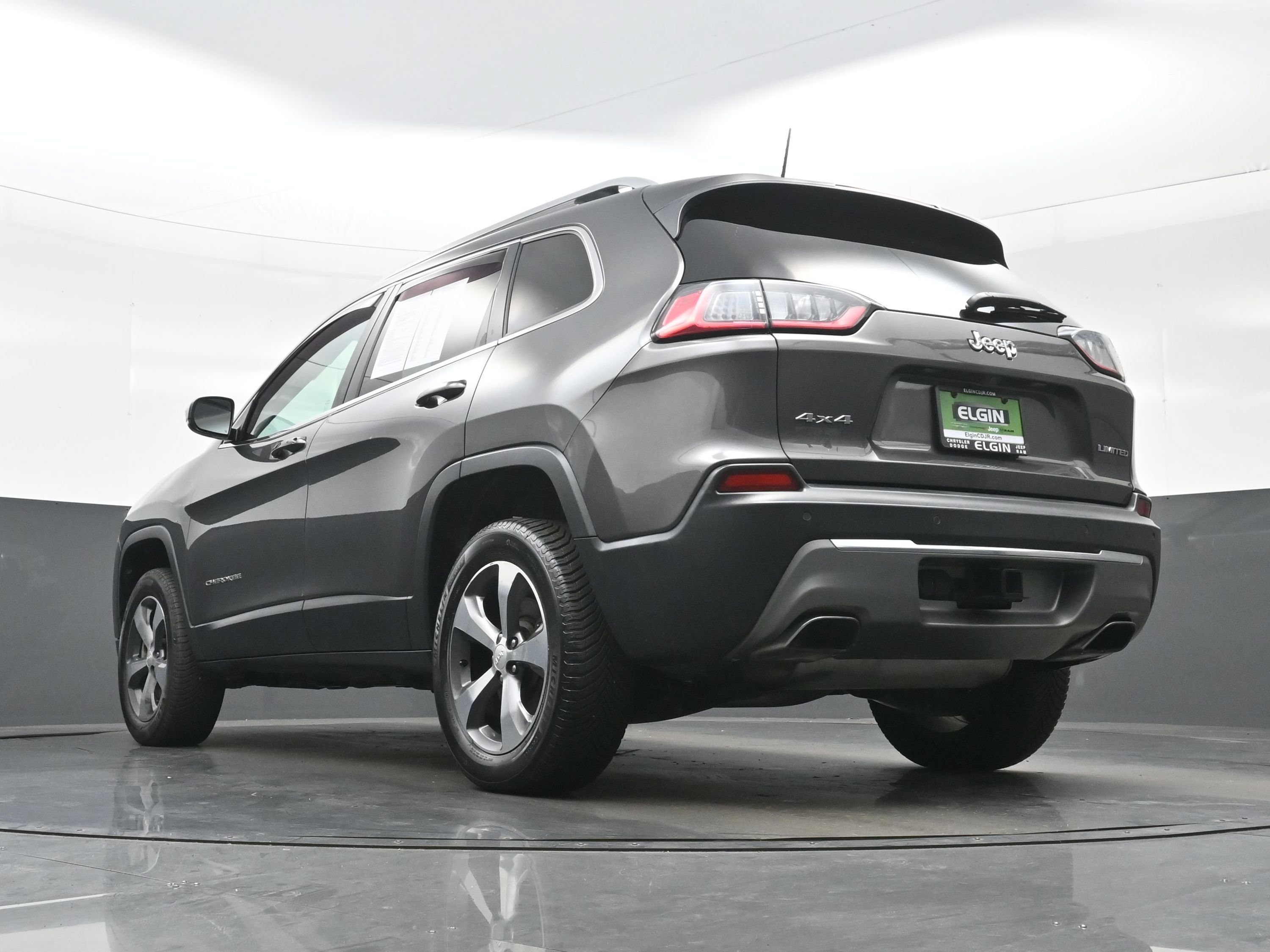 Used 2019 Jeep Cherokee Limited w/ Trailer Tow Group AWD/4WD image 33