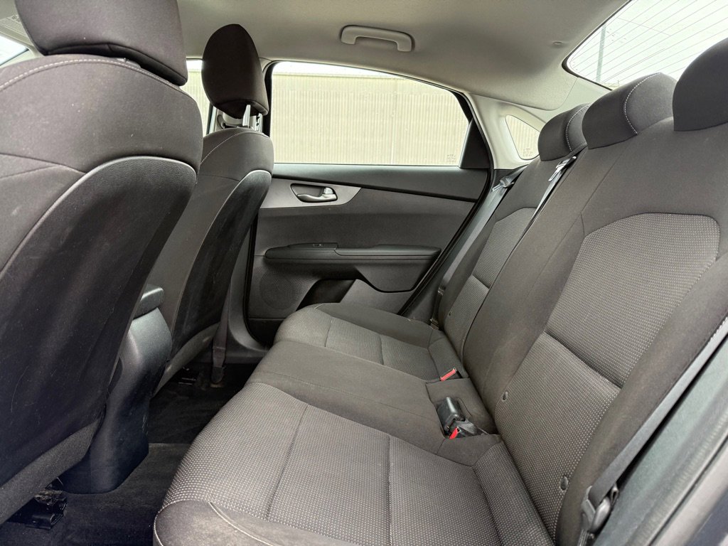 Used 2019 Kia Forte FE FWD image 12