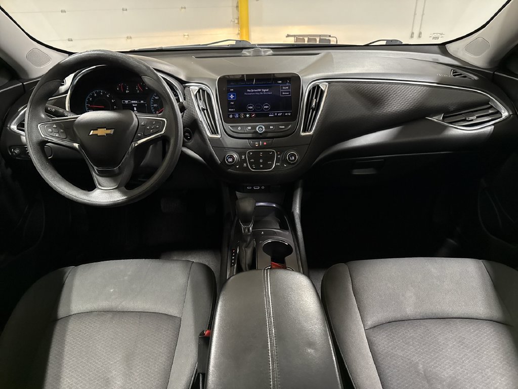 Used 2021 Chevrolet Malibu LT FWD image 10