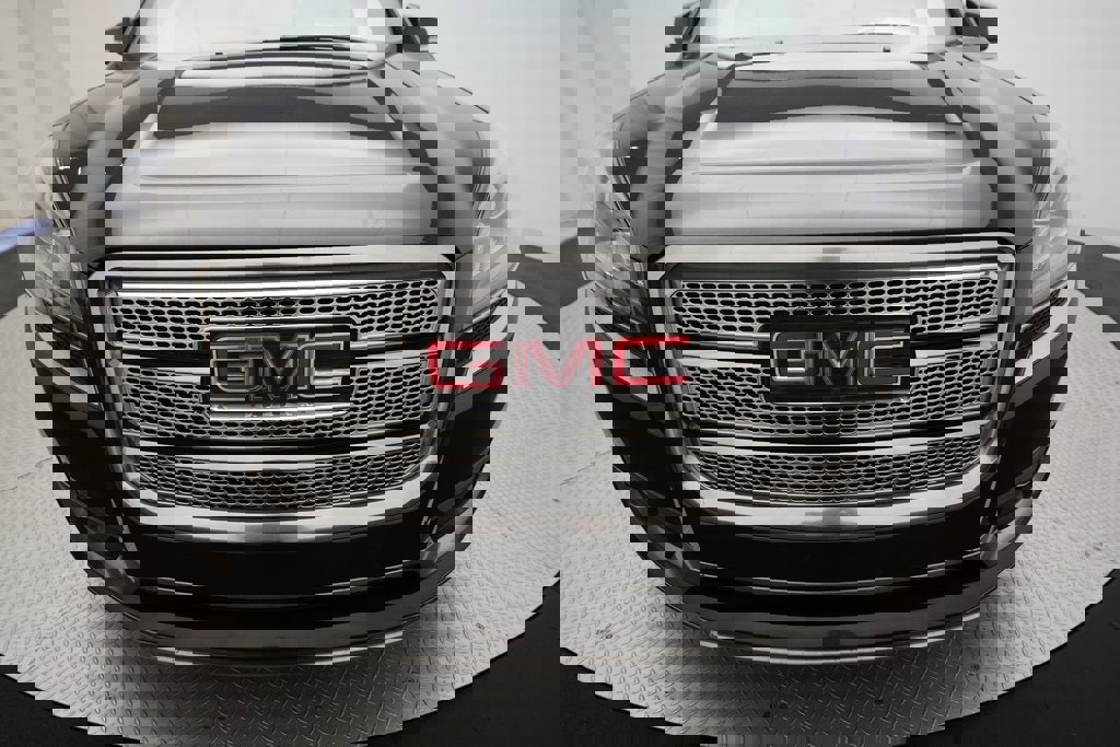 Used 2014 GMC Acadia Denali image 24