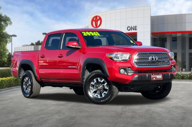 Used 2016 Toyota Tacoma TRD Off-Road w/ Towing Package RWD video 2