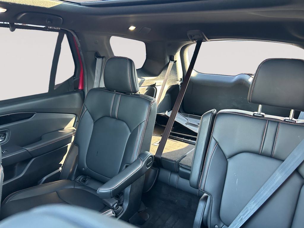 Used 2023 Honda Pilot TrailSport image 13