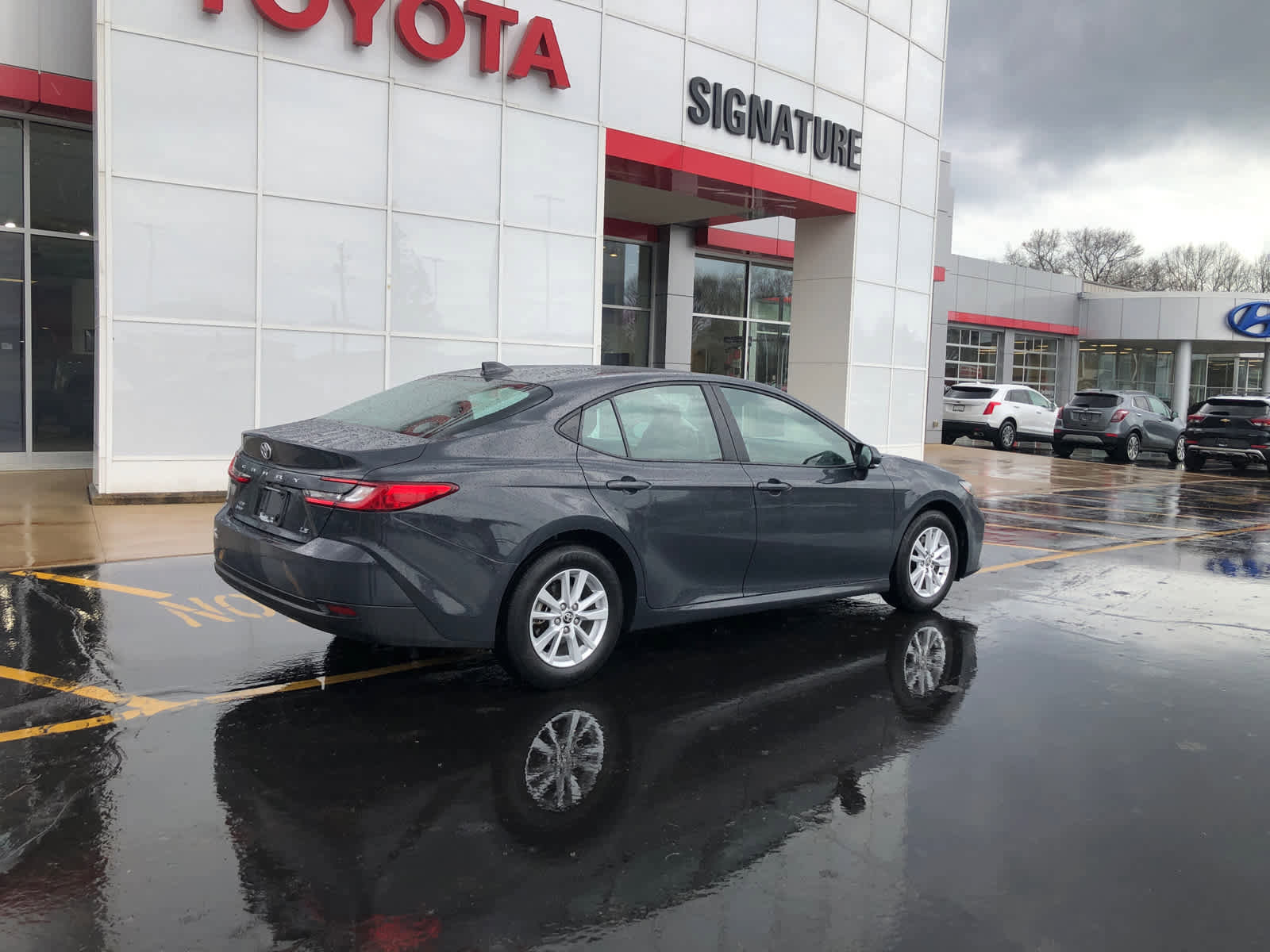 Certified 2025 Toyota Camry LE image 2