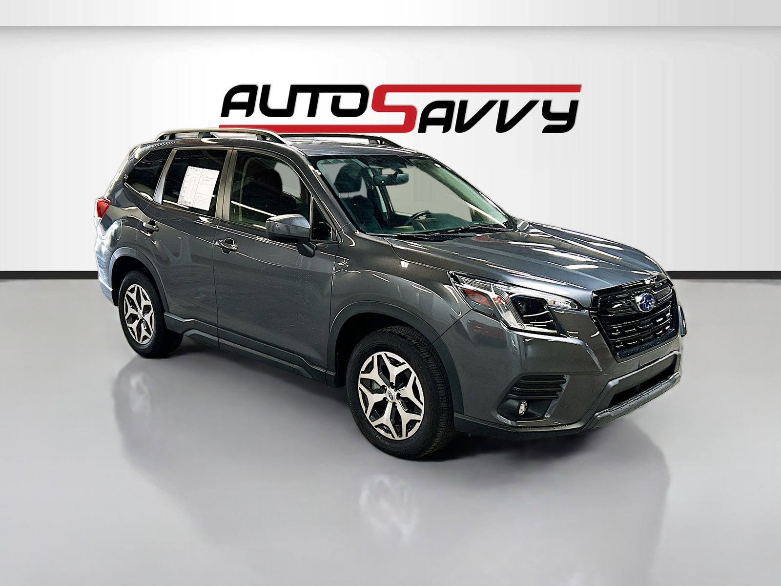 Used 2024 Subaru Forester Premium image 1