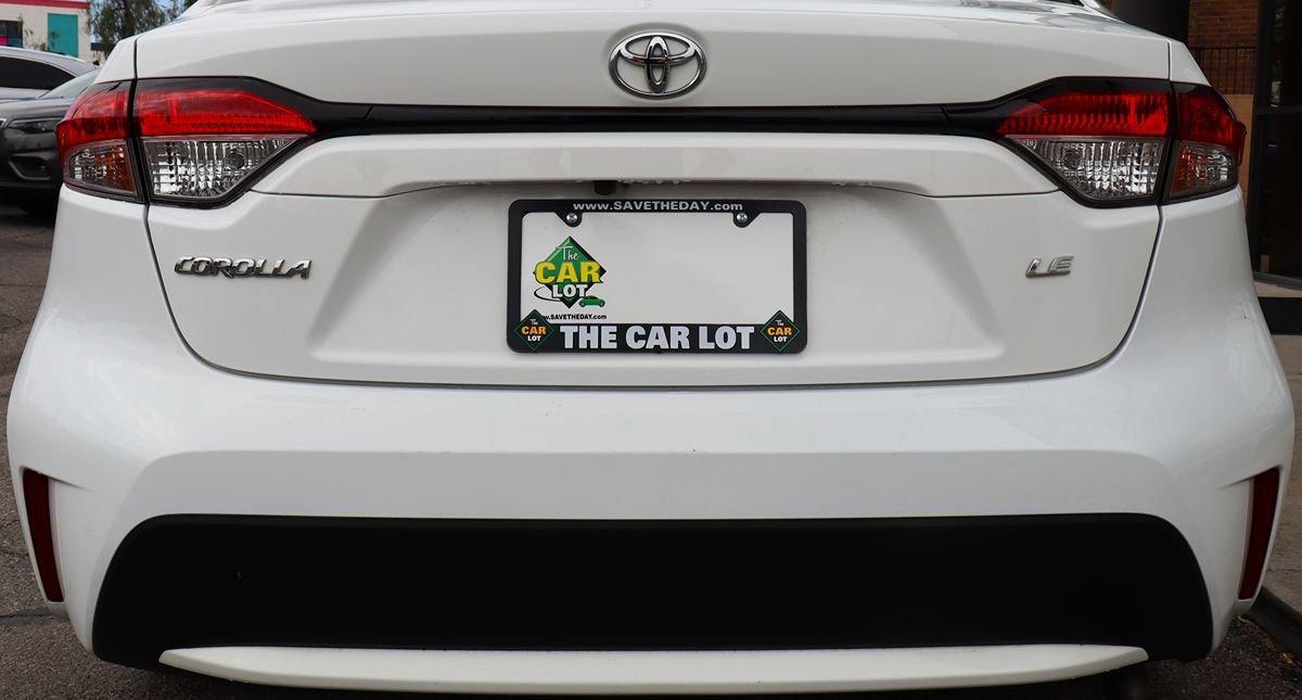 Used 2021 Toyota Corolla LE FWD image 21