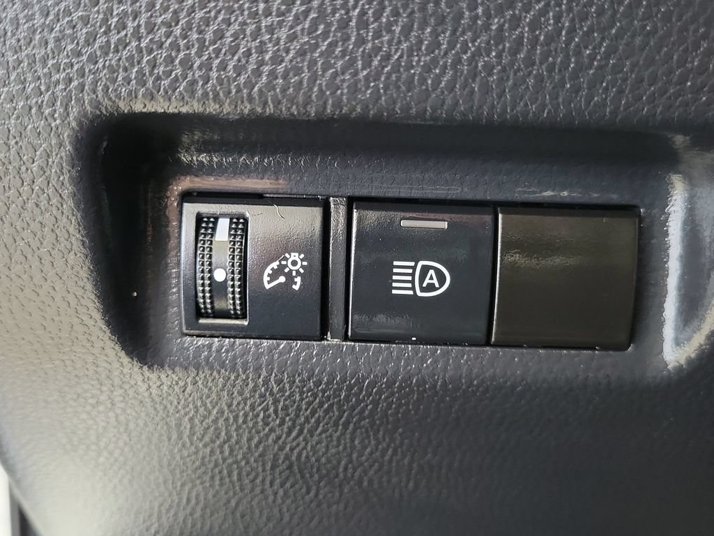Used 2023 Toyota RAV4 Adventure AWD/4WD image 31