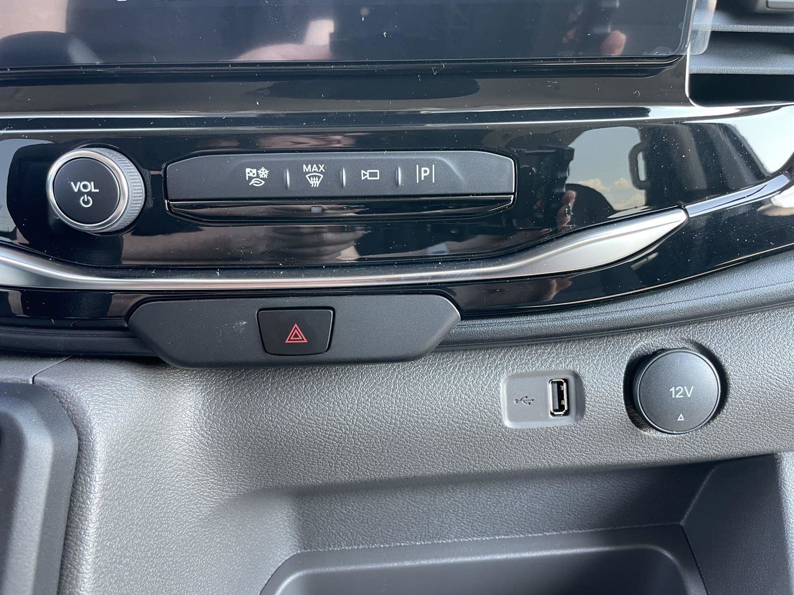 New 2025 Ford Transit 350 XLT image 22